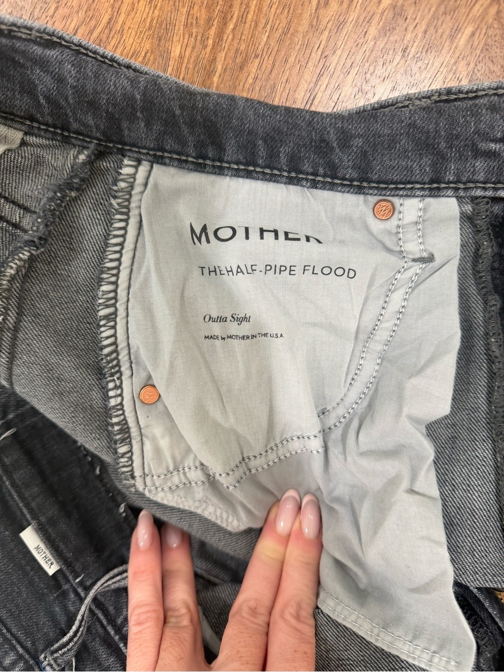MOTHER Denim Half Pipe Flood Black Jeans - Size 27 - Picture 6 of 7